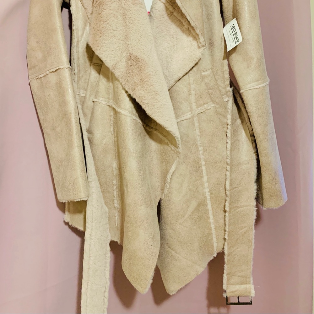Coat - Picture 2 of 2